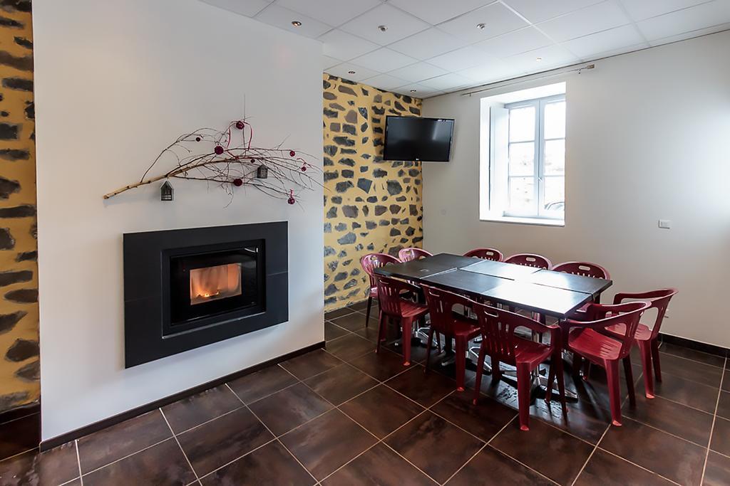 Gite-Hotel La Cabourne Saint-Privat-dʼAllier Eksteriør billede